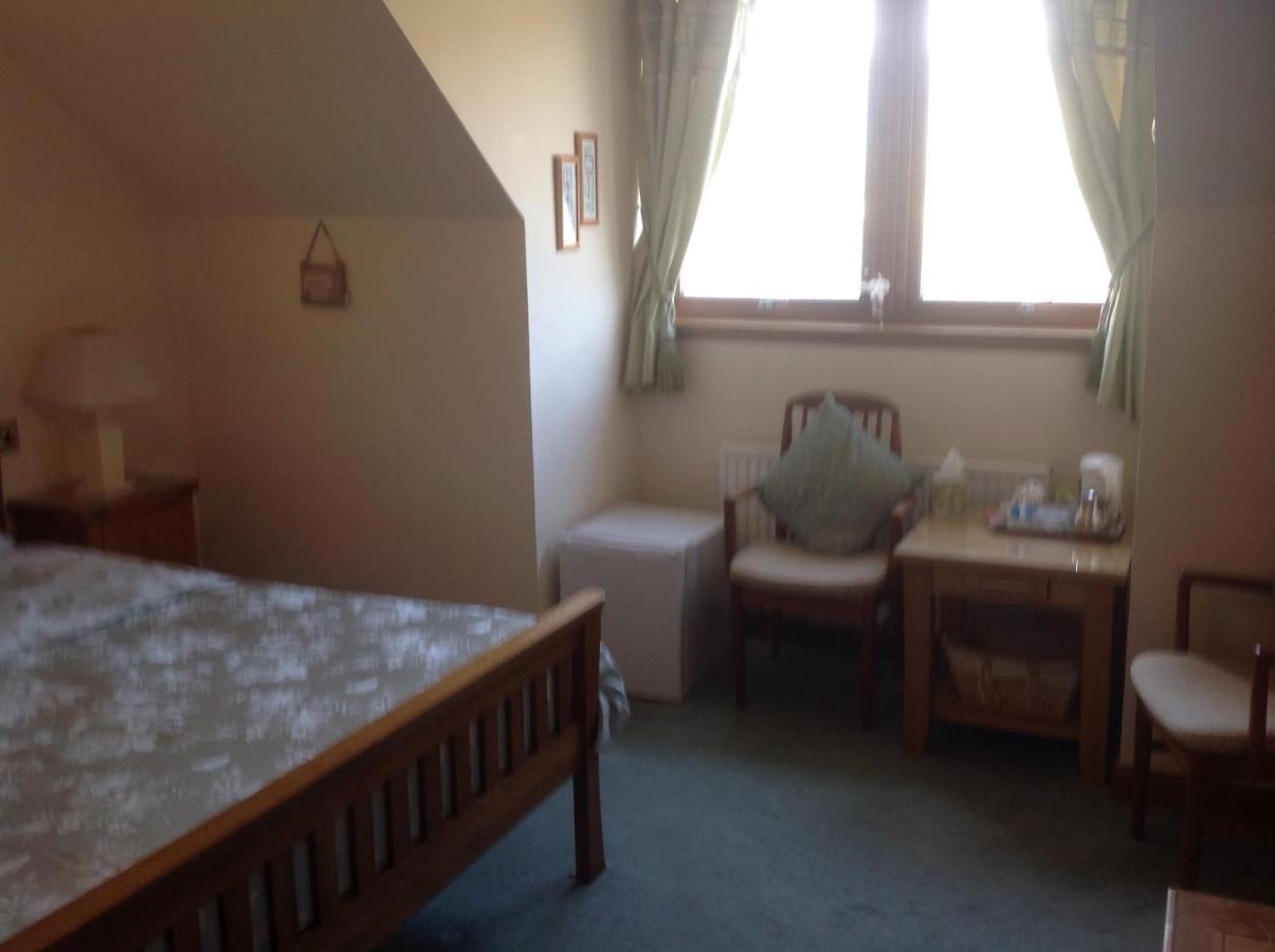 Ronaldsvoe Bed And Breakfast フォート・ウィリアム エクステリア 写真