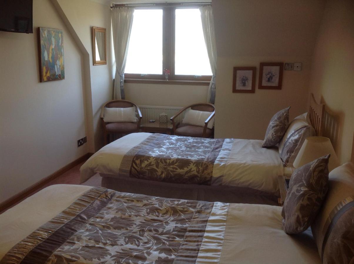 Ronaldsvoe Bed And Breakfast フォート・ウィリアム エクステリア 写真