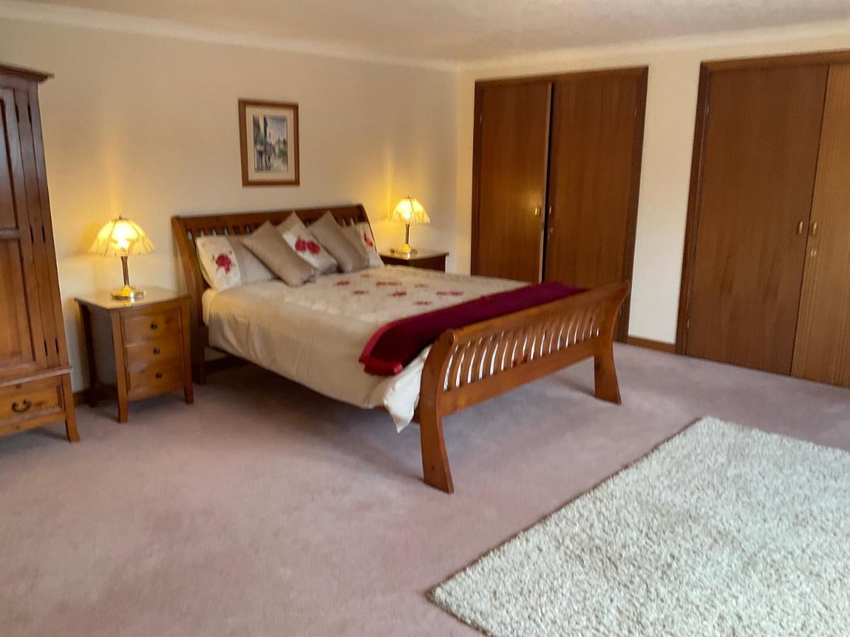 Ronaldsvoe Bed And Breakfast フォート・ウィリアム エクステリア 写真