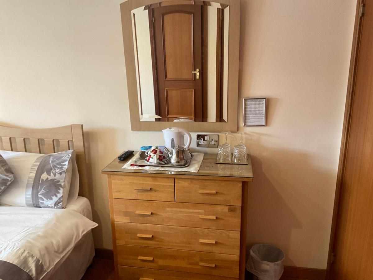 Ronaldsvoe Bed And Breakfast フォート・ウィリアム エクステリア 写真